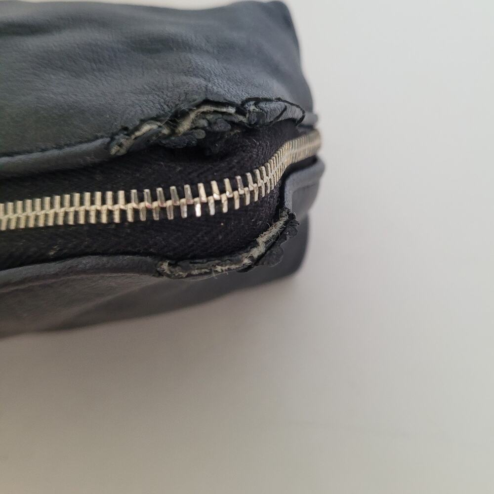 Vintage Yves Saint Laurent YSL Black Leather Cosmetic Pouch Clutch Bag Italy - Picture 14 of 16